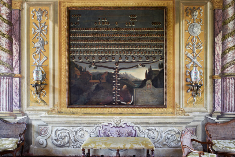 09
